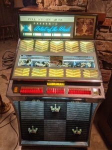 Lavonne Gregory Online Estate Auction #4 @ The Elephant House