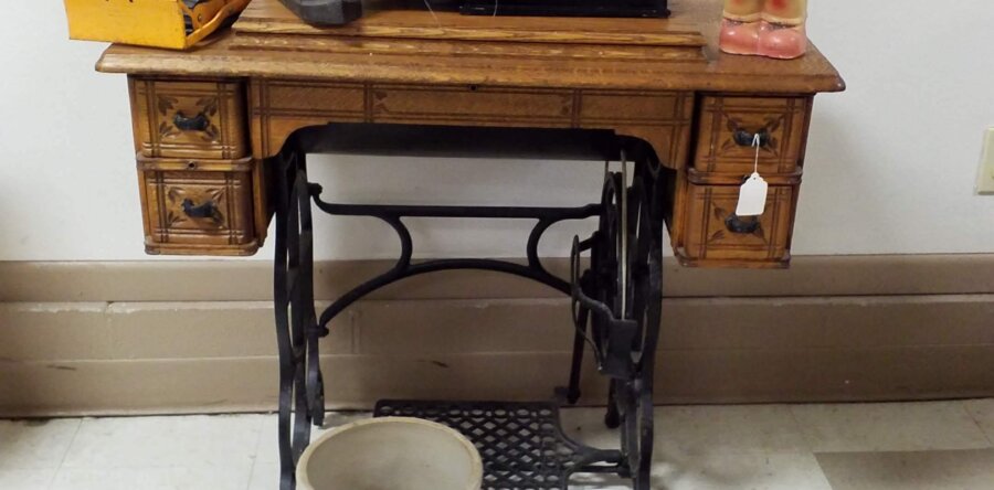 Multi Estate Antique & Collectible Online Auction