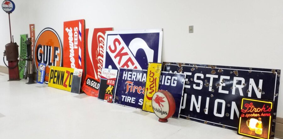 Advertising Signs, Petroliana & Collectible Online Auction